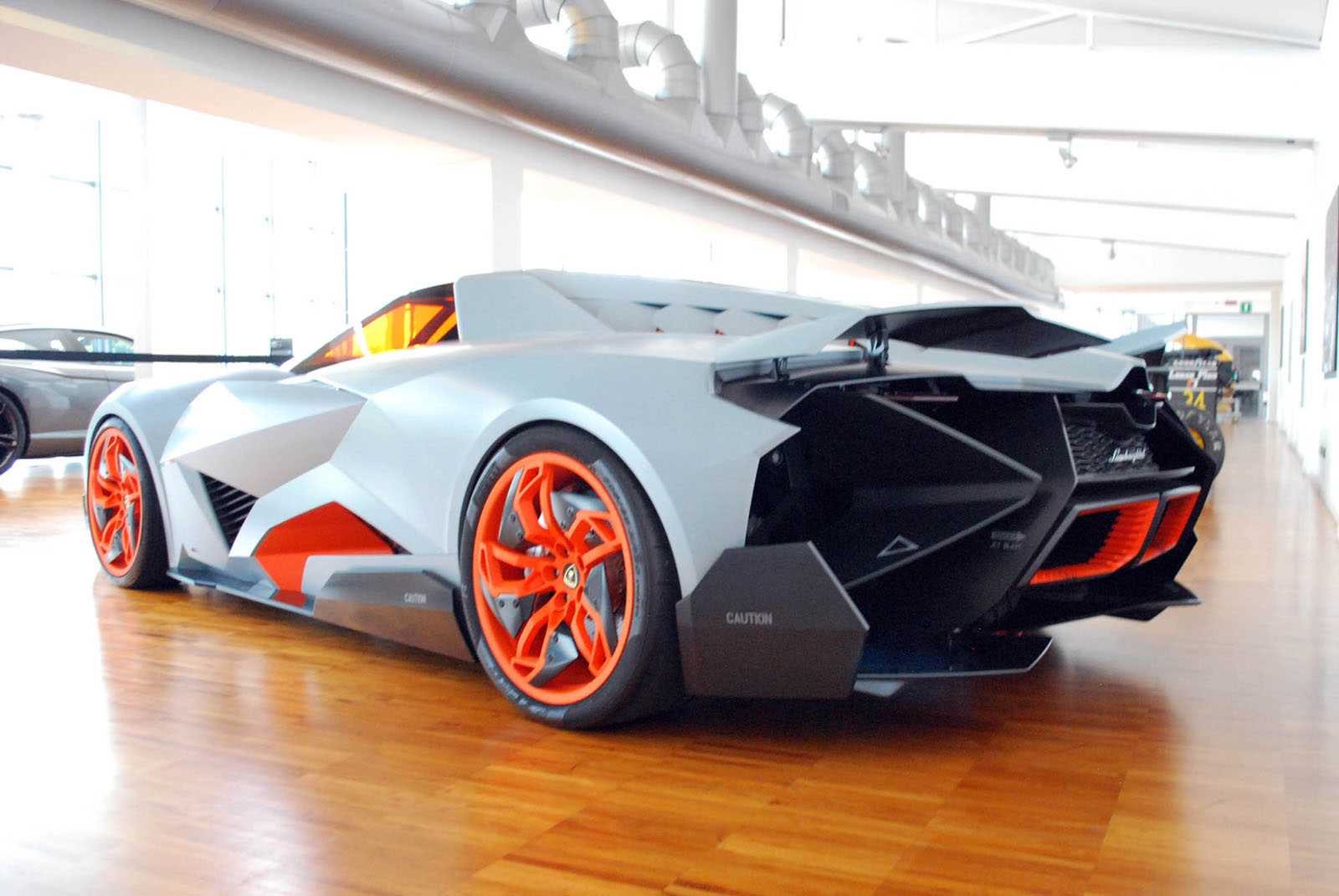 Креативный lamborghini история создания автомобиля
