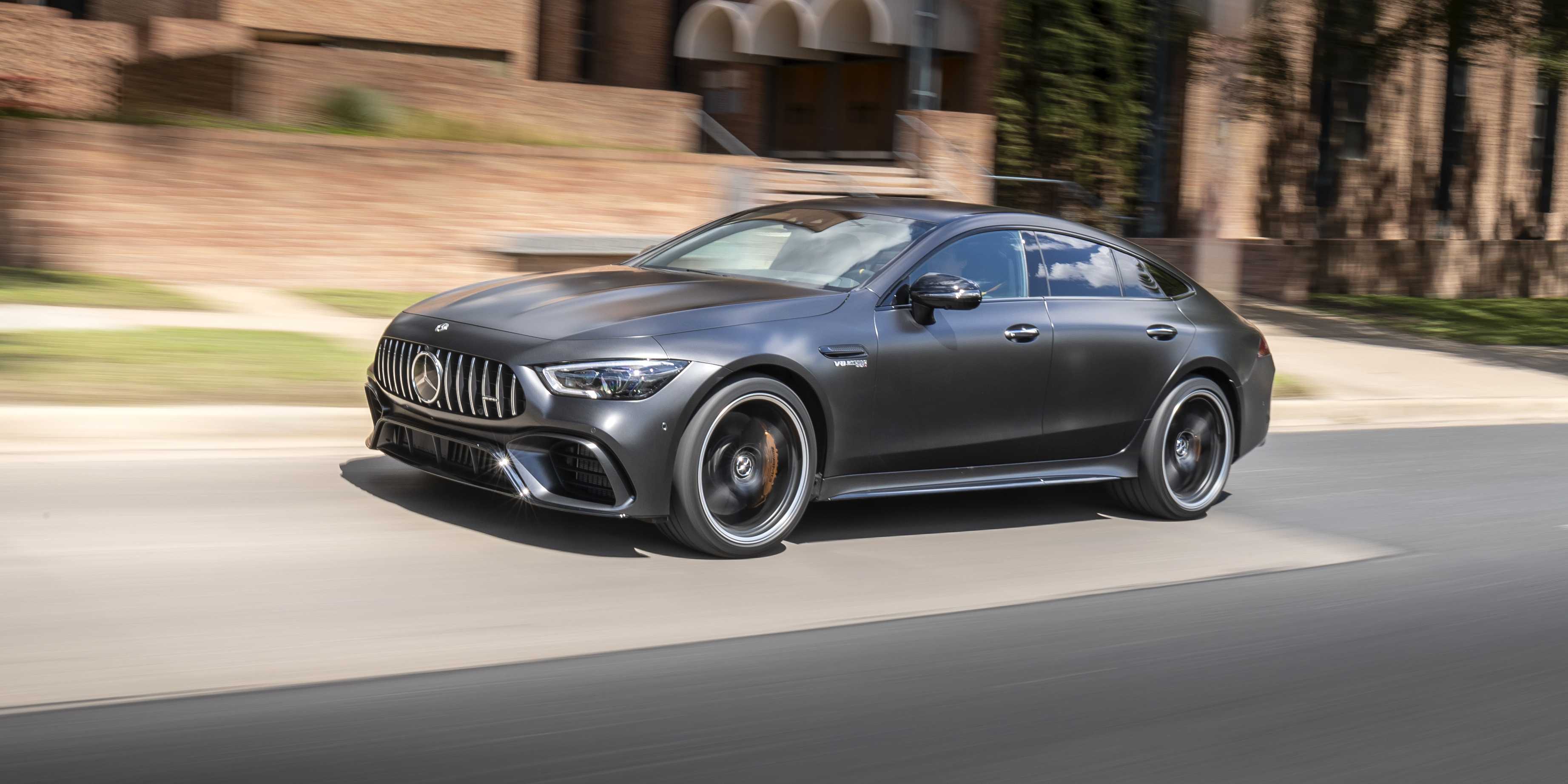 Mercedes-amg gt - идеальный спорткар с непростым характером