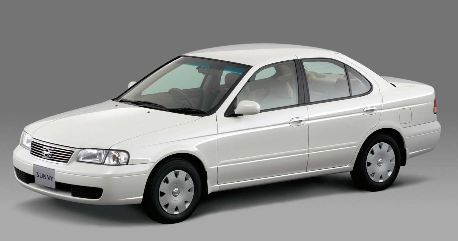 На открывшемся в конце декабря Международном китайском автосалоне в Гуанчжоу 2010, компания Nissan представила новый седан Sunny N17, который станет