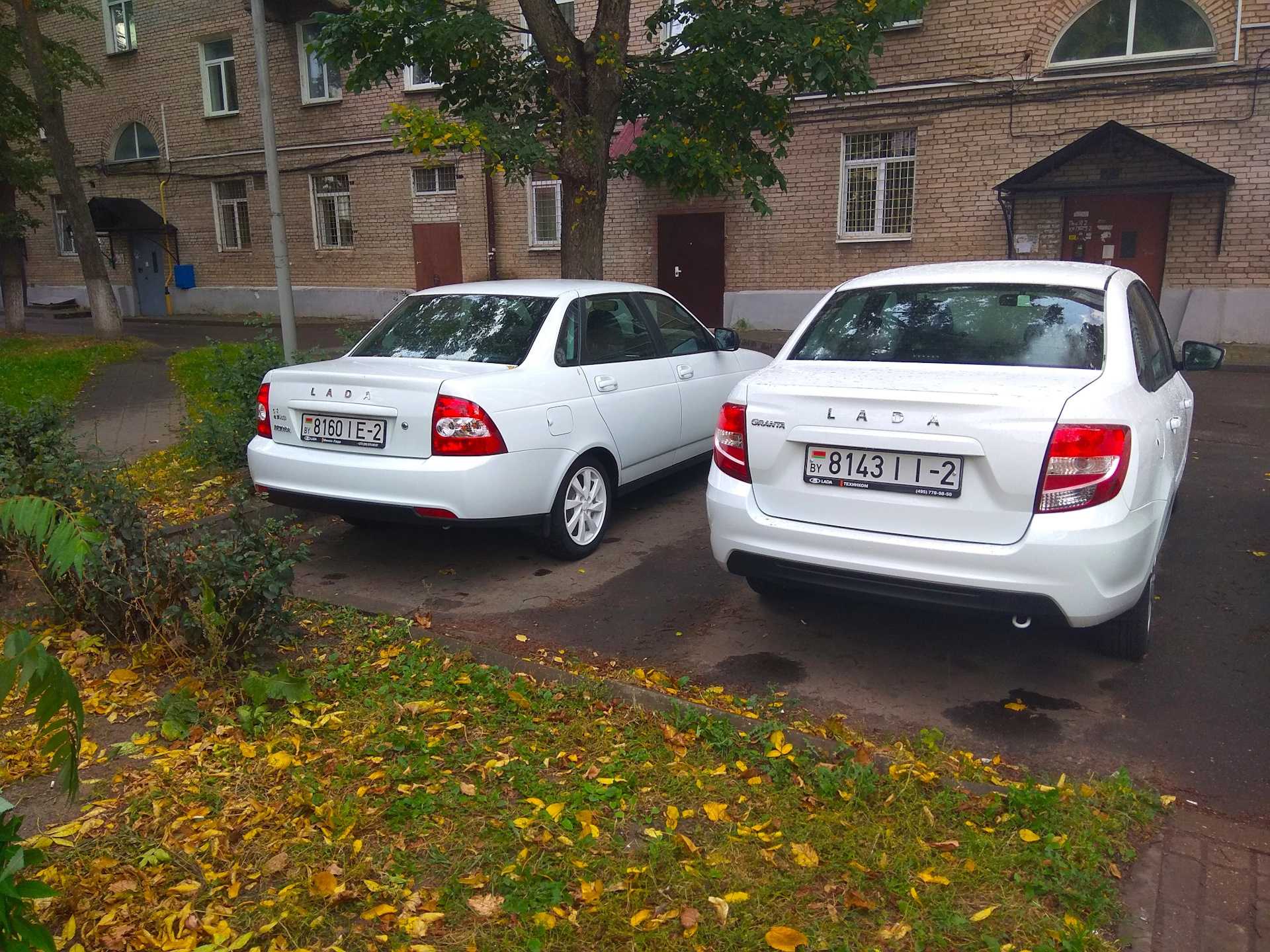 Если при покупке автомобиля вы уже определились с ее маркой, то пришло время выбрать и тип кузова Для того чтобы ответить, что лучше – Лада Приора седан или