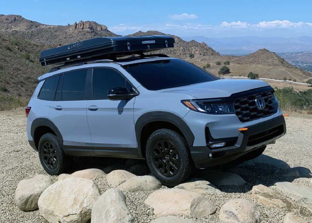 Компания Honda представила серьезно обновленную версию двухрядного кроссовера Passport По задумке разработчиков, рестайлинг призван подстегнуть продажи