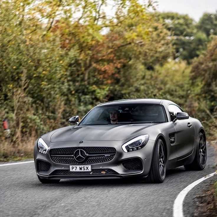 Мерседес-amg gt