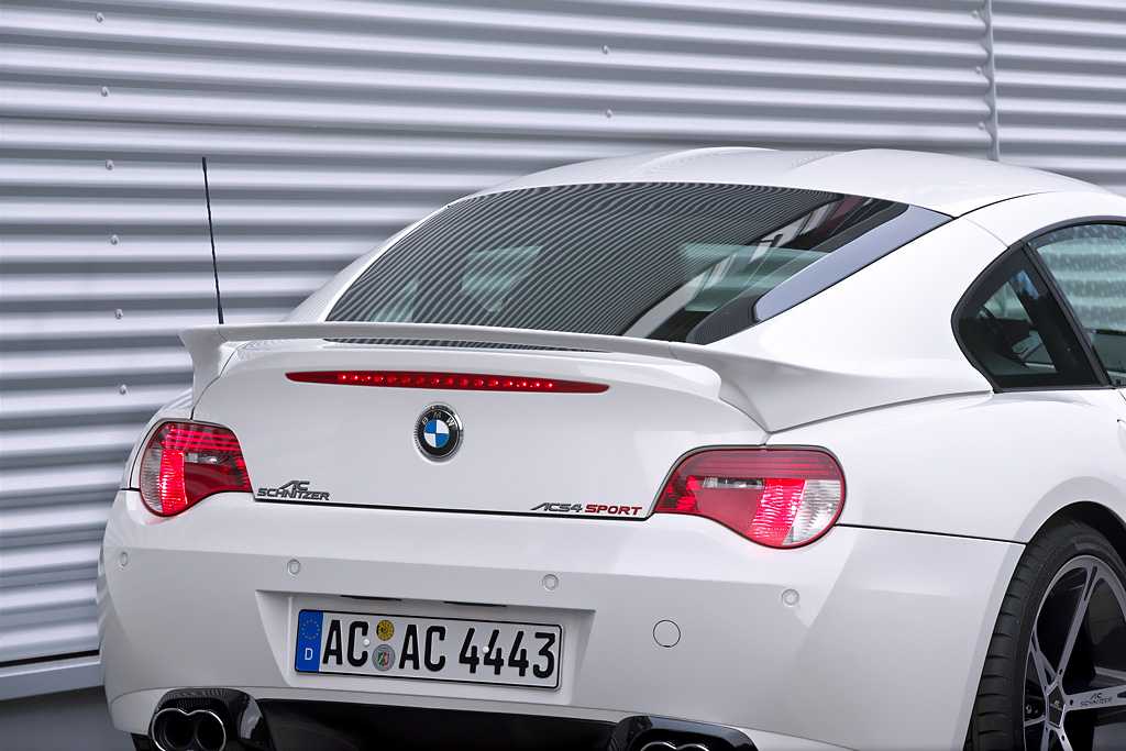 Специалисты из немецкого тюнинг ателье AC Schnitzer подготовили пакет аксессуаров для BMW X3 второго поколения Что касается техники, то пока тюнеры
