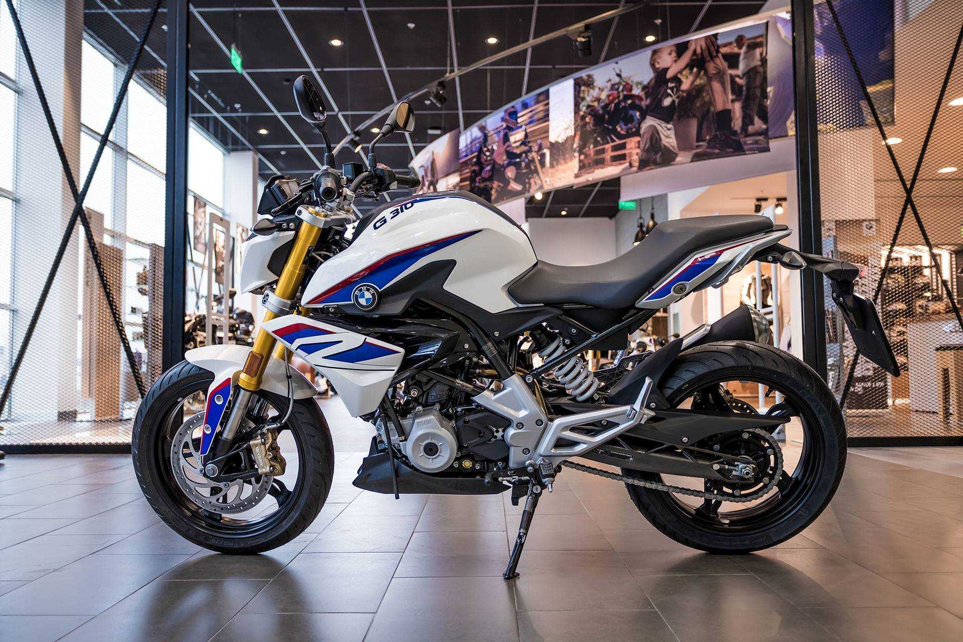 Компания BMW успешно выпускает лёгкий городской мотоцикл, собираемый в Индии Обзор, технические характеристики и отзывы владельцев BMW G 310 R