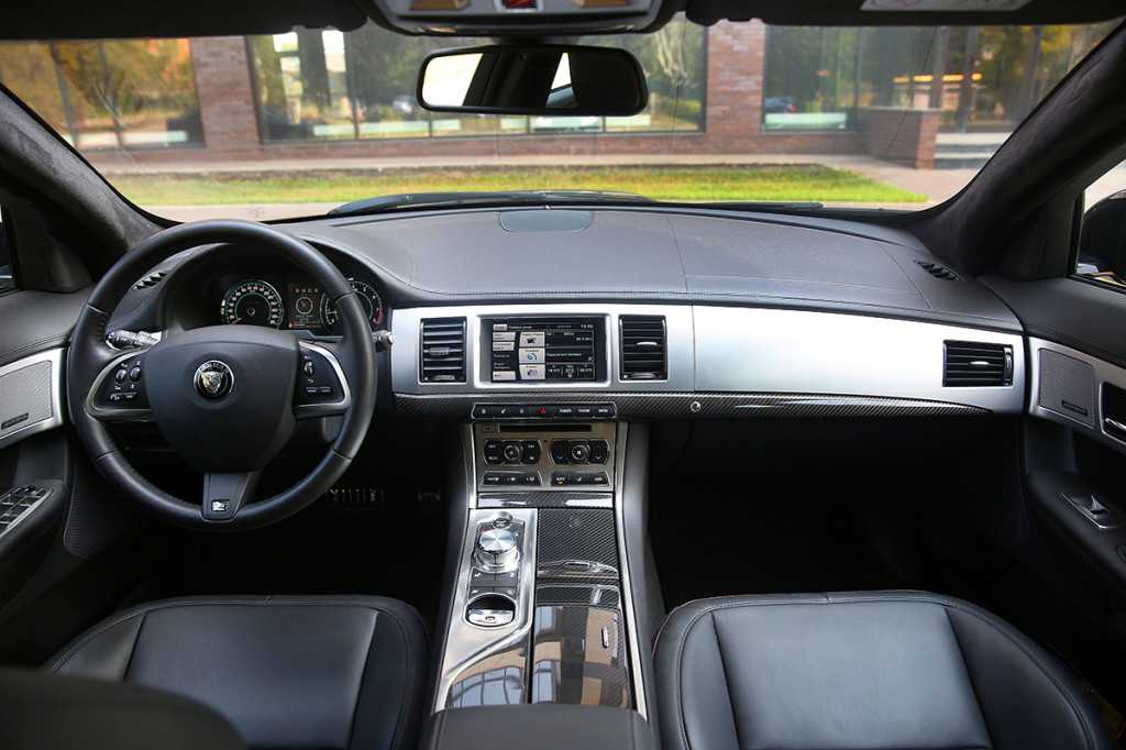 Jaguar xf (ягуар xf) 2023 - обзор модели c фото и видео