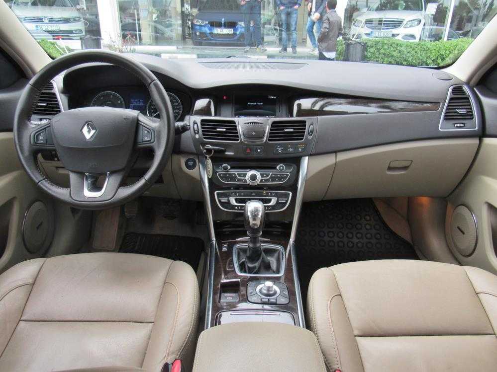 Renault latitude: релакс-комплекс — журнал за рулем