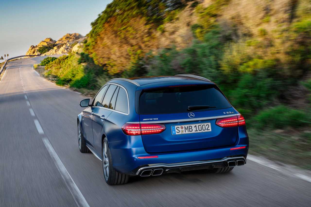 Тест драйв mercedes-benz e-class - и в пир, и в мир (e63 amg 6.2)